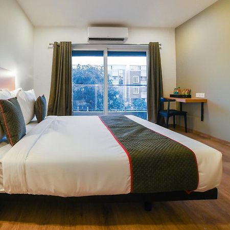 צ'נאי Townhouse 211 Laguna Ecr Near Juhu Beach מראה חיצוני תמונה