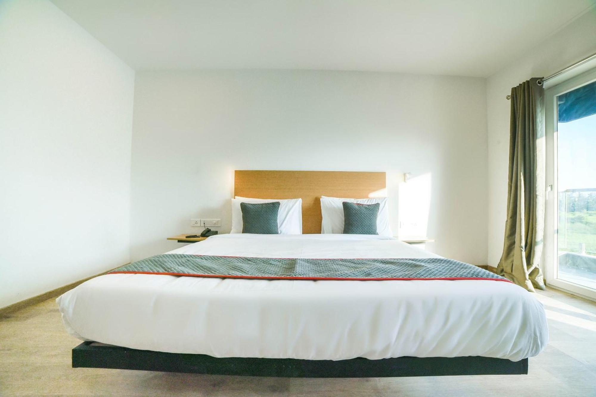 צ'נאי Townhouse 211 Laguna Ecr Near Juhu Beach מראה חיצוני תמונה