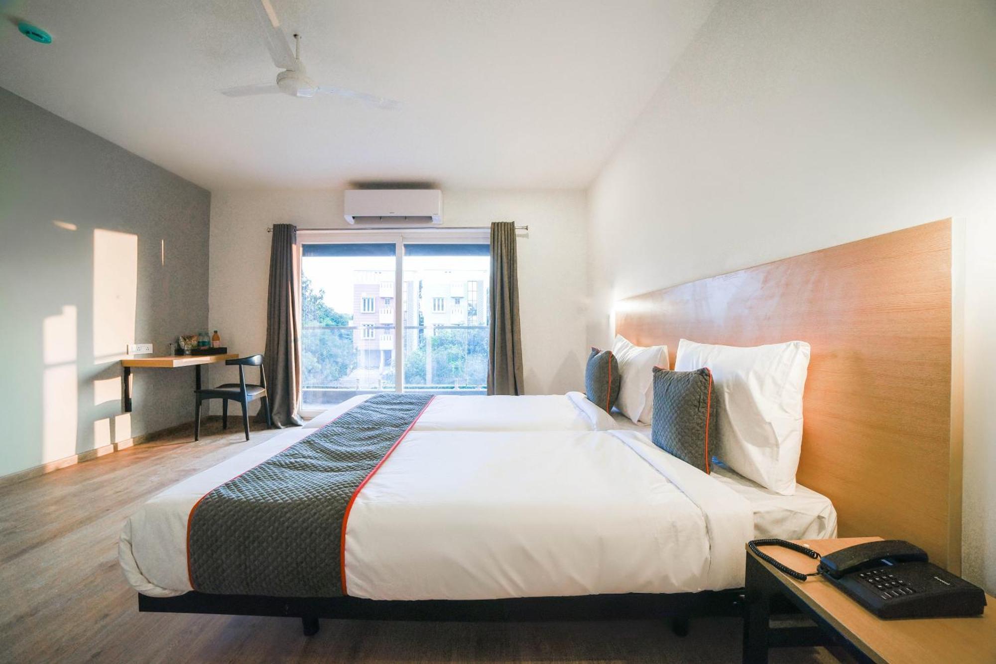 צ'נאי Townhouse 211 Laguna Ecr Near Juhu Beach מראה חיצוני תמונה